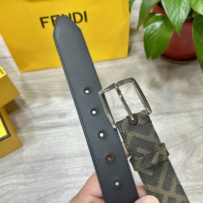 pattern, fabric material: black leather lining, palladium-plated hardware, fashi