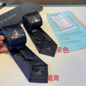 Special offer, Shu Qi's same style, hot-selling item, new Prada triangle logo m