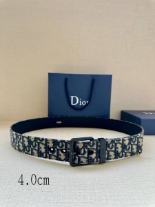 Width 4.0cm This belt is crafted from black Oblique print fabric with a black gr