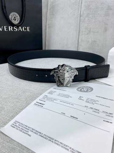 Width 4.0 Cm Versace This Crocodile-Patterned Leather Belt Features The Iconic V