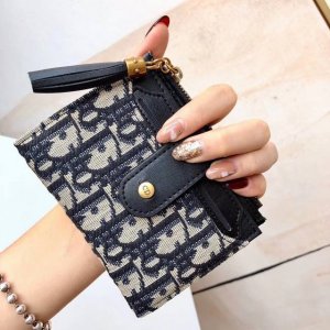 Dior 705 Color: Black Red Size: 12*9*1.5 Dior counter's latest hot debut, exquis