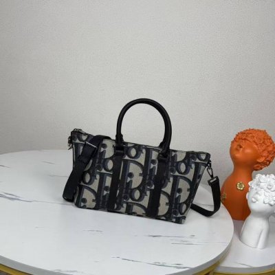 The most premium version on the market, welcome to compare. Weekender 25 Handba