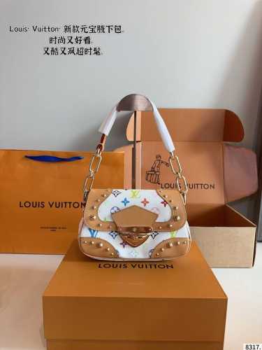 comes with a gift box. Lv Sunset Dan Yuanbao underarm bag can be worn on one sh