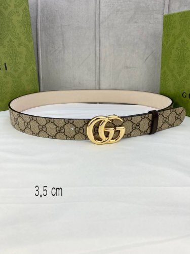 Width 3.5 cm The Gucci Marmont collection continues to evolve with each season,