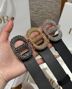 New Dior Women's Belt ( ) This belt is crafted from smooth cowhide leather on b