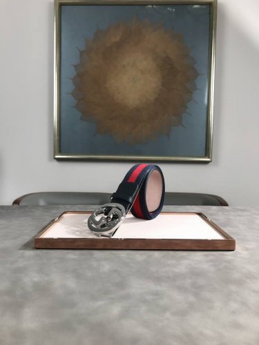 Comes with full packaging box, Gucci original 4.0 red and green fabric patchwork