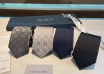 Dior's new tie Dior men's silk rattan check tie is rare and shows exquisite craf