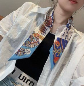 New arrival, "From the Umbrella Showdown" Herm