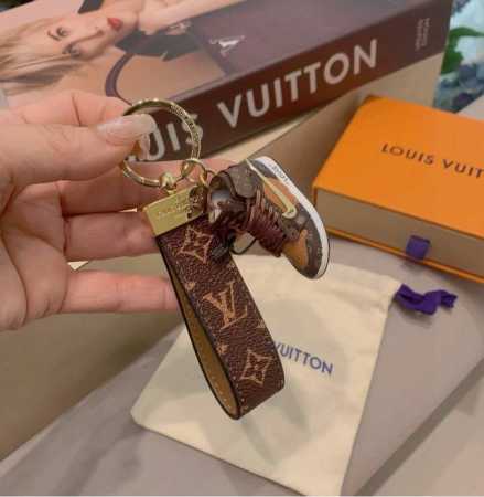 Lv Classic old flower chess keychain keychain joint Nike mini shoe pendant fashi - Click Image to Close