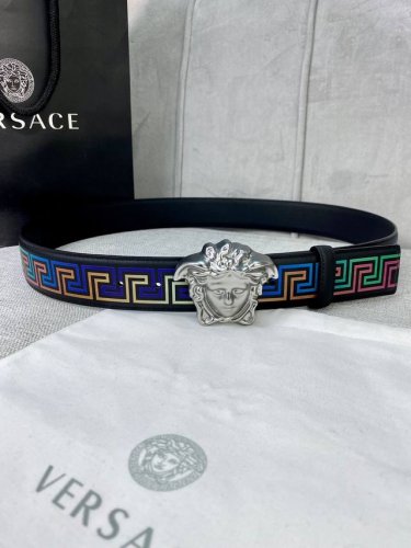 Width 4.0 Cm Versace This classic Versace belt is crafted from supple calfskin,