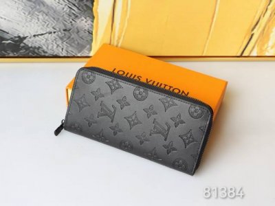 Color: Black Size: 20X10M81384 This Zippy Vertical wallet renews its classic de