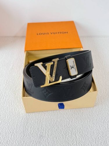 Product name: Lv..Louis..Vuitton belt original Model: Buckle, classic pure stee