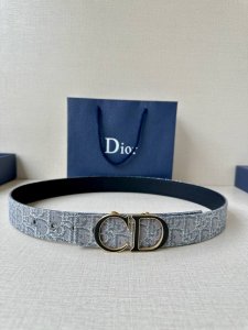 Width 3.5Cm This 35Mm Double-Sided Belt Combines Elegance With Modernity. Double