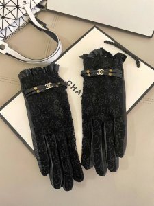 Chanel's latest lace mesh fashion gloves, very feminine, one size fits all.