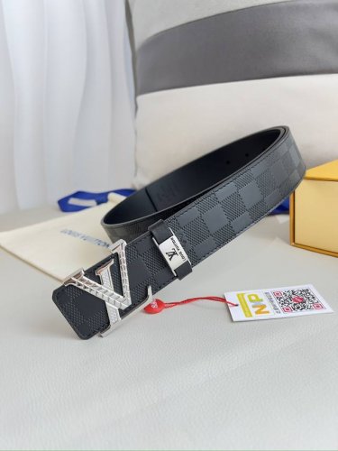 Product name: Lv..Louis..Vuitton belt original Model: Buckle, classic pure stee