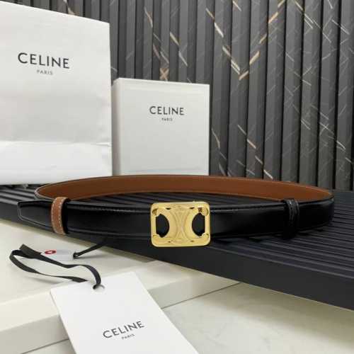 Medium Triomphe-style Reversible Belt in Taurillon and Natural Cowhide Leather