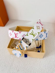 Product Name: Louis Vuitton Belt - Original Single Belt Model: Hook, Classic Pur