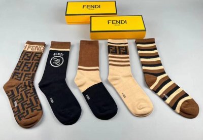 Special Fendi Fendi Lafayette new mid-calf socks, five pairs per box, with the c