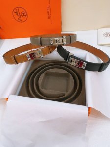 H's Madame calfskin belt, with gold-plated and silver-plated buckle, easy to adj