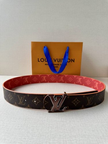 4.0 Wide Lv Dimension Sunset double-sided belt is made of Monogram coated canvas