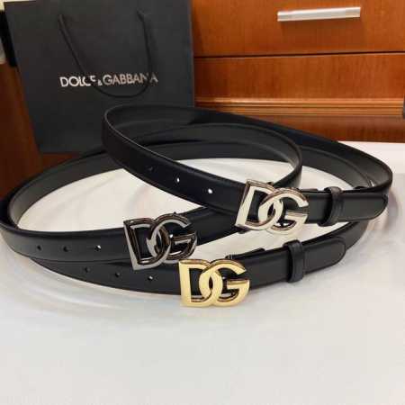 Special D&G Donatella V-Shaped Smooth Calf Leather Belt, Adorned With Dg Crossed - Click Image to Close