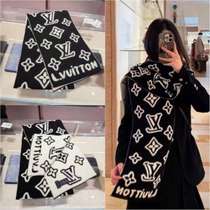 Top-grade imported cashmere. New arrival! This LV scarf is a hot item on Xiaohon
