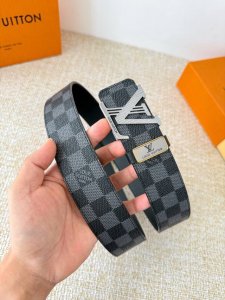 Product Name: Louis Vuitton Belt - Original Single Belt Model: Hook, Classic Pur