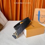 Louis Vuitton: Classic original quality, new embossed surface with original flat