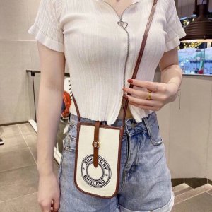 Popular Burberry mobile phone bag coin purse, universal style can hold all sizes