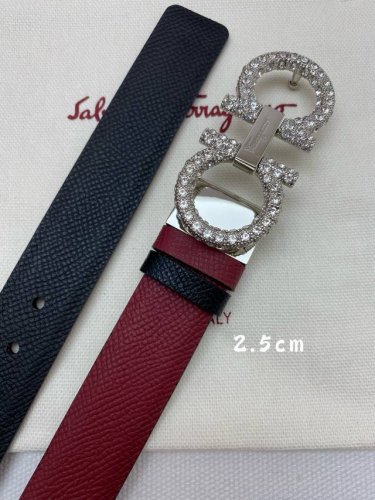 Ferragamo 25mm metal Gancio double buckle, women's double-sided cowhide leather,