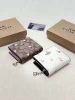 Color: Brown and White Size: 11X10 Coach counter hot-selling original cowhide m