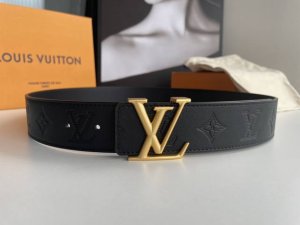 Louis Vuitton original quality Made in Spain, new monogrammed logo, pearl nickel