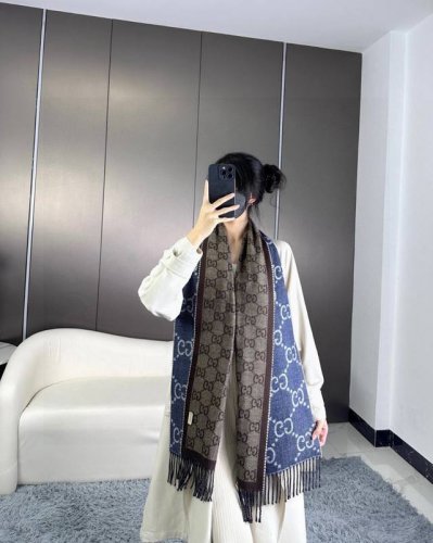 Affordable version. High-end version! Gucci's double-sided Gg jacquard tassel lo