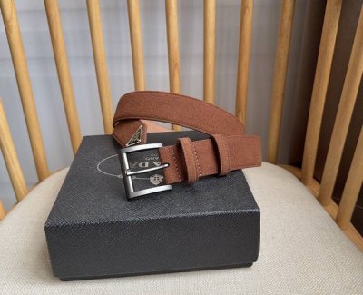 Prada's latest suede leather belt features a simple yet sophisticated style. The