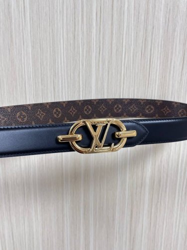 This season's newest design features a belt crafted from luxurious calfskin and