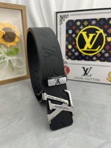 Product name: Lv..Louis..Vuitton original Material: original cowhide belt 100%