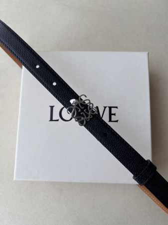 Brand: Burberry Price Size: 20Mm Belt Width Authentic Size Hardware Material: Co - Click Image to Close
