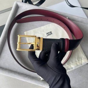 - Montblanc Square Buckle Black Blue Belt 35mm This reversible belt is a versat