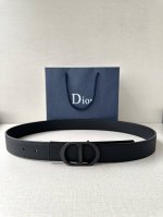 Width 3.5Cm Dior's belt buckle is crafted from stainless steel with a matte blac