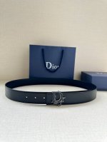 Width 3.5 Cm This 35Mm Double-Sided Belt Combines Classic Elegance With A Modern