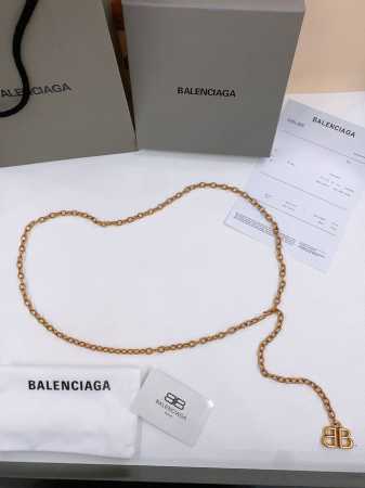 Balenciaga Parisian Family Monaco Distressed Gold Brass Chain Belt, Appeared In - Click Image to Close