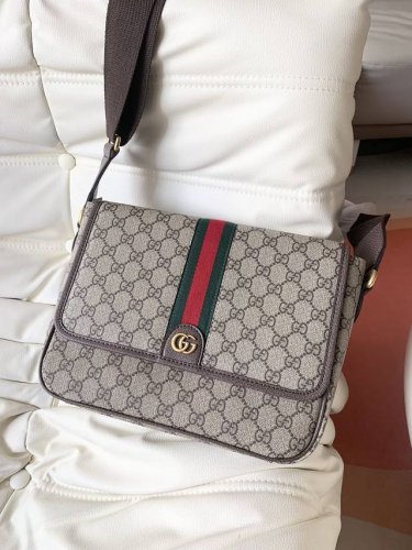 Gucci* new crossbody bag. The elegant combination of top-grain cowhide and Gucci