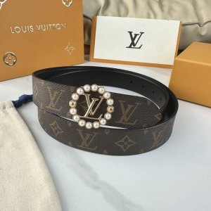 Original packaging L0Uis Vuitt0N This season's new belt is 35mm wide and made o
