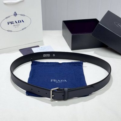 Prada, stylish and sophisticated! Versatile and elegant, 3.5cm wide. (Official