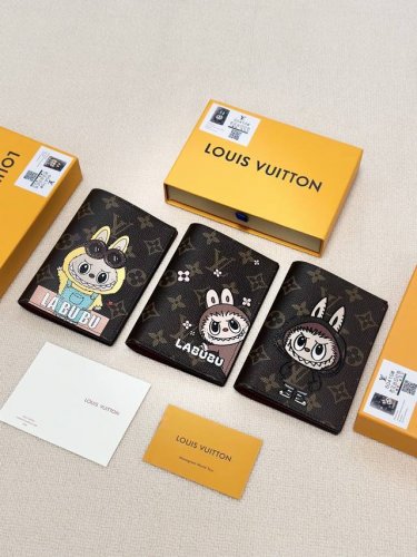 Three colors available, size 14.5X10.5, official website synchronized co-branded