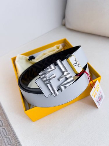 Product Name: Fendi. Fendi belt Original model: buckle, original classic pure co