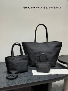 Unboxed Size: Top Width 20*10.5cm Mini Top Width 30*18cm Medium Top Width 50*32c