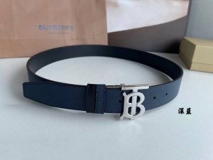 Burberry leather belt with dual-use exclusive logo BT pattern. Since the change