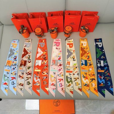 Hermes "Freedom" Twilly Small Scarf Twilly Silk Ribbon 100% mulberry silk. This