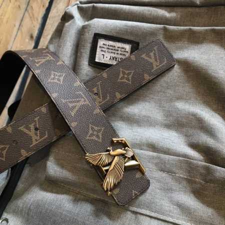 Special Lv Dove Double-Sided Belt Announces The Trend Theme Of The Autumn And Wi - Click Image to Close
